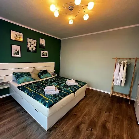Grosse 3-Zimmer Wohnung, Zentrale Lage. Mülheim an der Ruhr Buitenkant foto