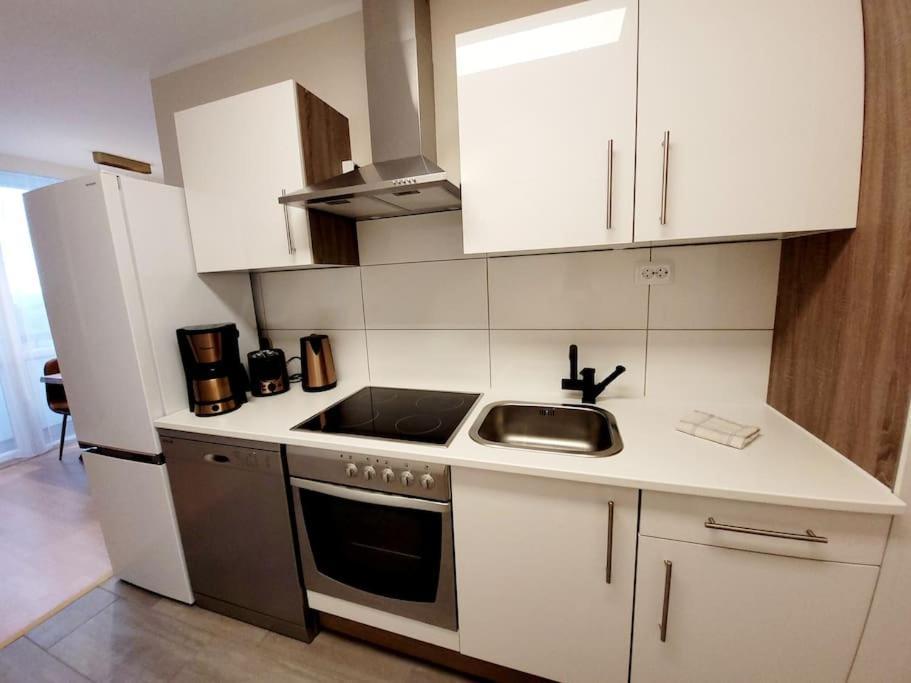 Grosse 3-zimmer Wohnung, Zentrale Lage. Muelheim an der Ruhr